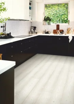 Pergo Visby Sensation - Brushed White Pine, Lauta