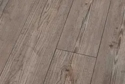 Prignitz Pine Korkeakiilto