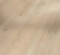 Parador Modular One - Tammi Urban vaalea kalkittu puurakenne, Slotsplanke