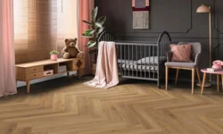 KT Siksakkikuviollinen laminaattilattia, Pisa-tammi, lauta