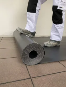 Vedenpitävä lattiasuoja - Easy cover