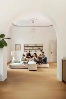 Vinyylilankku, Spirit Soul Glue, Eliza