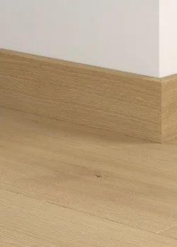 Fodpanel til laminatgulv - Vineyard Oak, EI PALAUTUSOIKEUTTA!