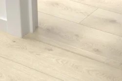 5-i-1 lista laminaattilattialle - Light Grey Oak, EI PALAUTUSOIKEUTTA!