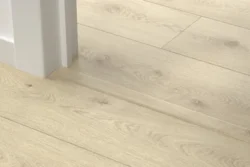 5-i-1 lista laminaattilattialle - Light Beige Oak, EI PALAUTUSTA!