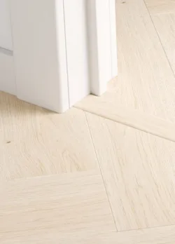5-i-1 lista laminaattilattialle - Ivory Oak, EI PALAUTUSOIKEUTTA!