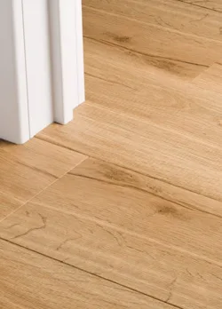 5-i-1 lista laminaattilattialle - Hazelwood Oak, EI PALAUTUSOIKEUTTA!