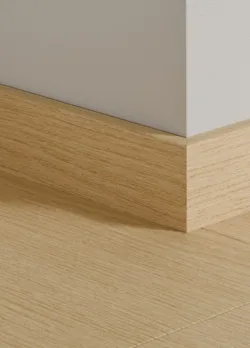 Jalkalista laminaattilattialle - Ambergrain Oak, EI PALAUTUSOIKEUTTA!