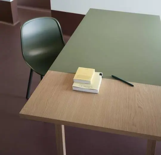 Pöytälinoleumi - Forbo Furniture Desktop Olive