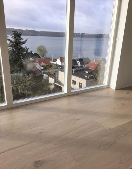 FloorMaster Herregårdsplank - Tammi, neutraali mattalakka, 260 mm.