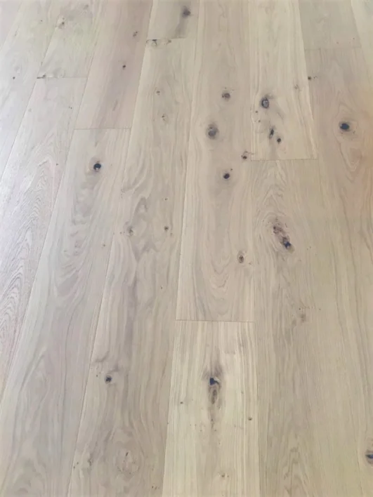 FloorMaster Herregårdsplank - Tammi, neutraali mattalakka, 260 mm.