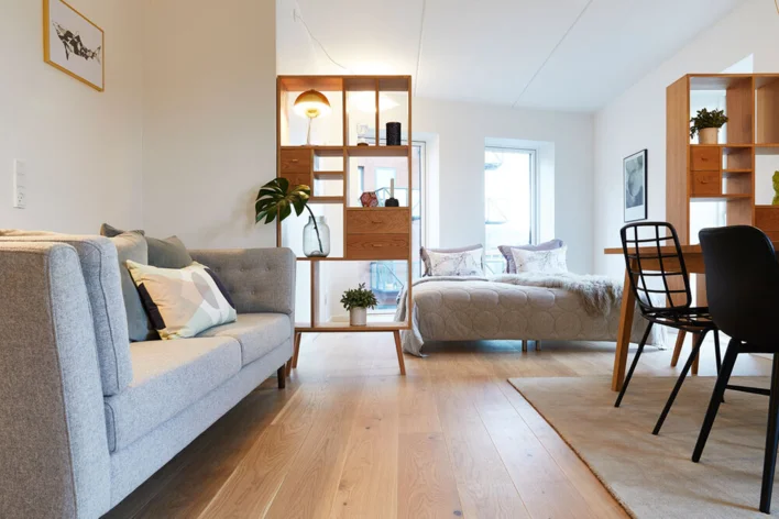 Moland Burghley Wideplank - Tammi Classic valkoinen mattalakattu pavé