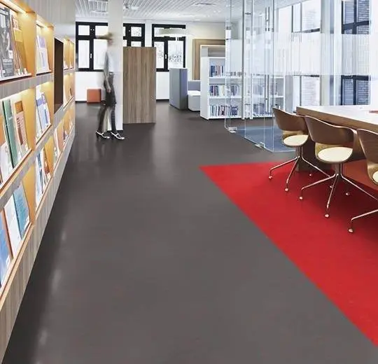 Linoleumilattia Marmoleum Concrete - Red Shimmer