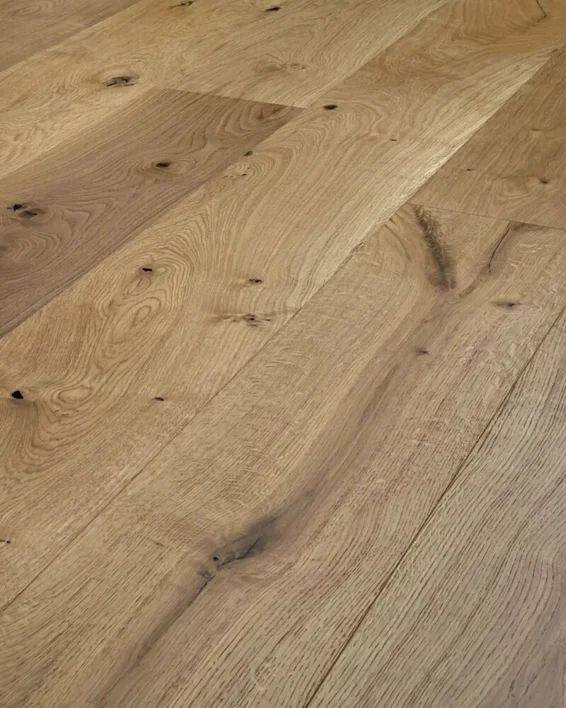 Puulattia - Tammi Herregårdsplank 260 mm. Harjattu, luonnonöljy