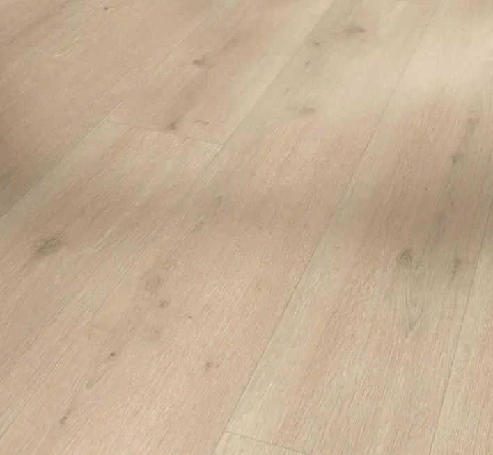 Parador Modular One - Tammi Urban vaalea kalkittu puurakenne, Slotsplanke