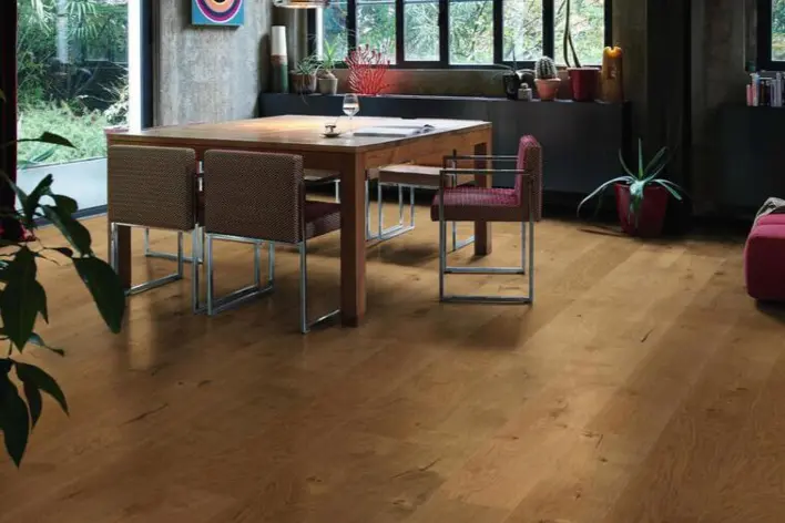 Leveät lankkulattiat Haro - Tammi Sauvage harjattu nL+