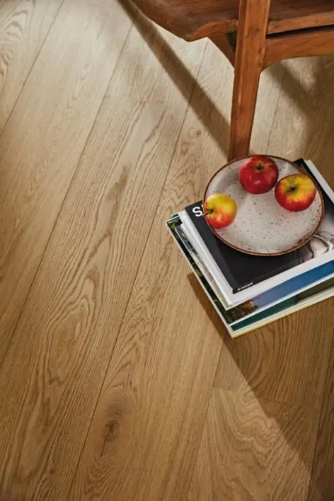 BOEN Tammi Läpikuultava Puoliksi Savustettu Animoso