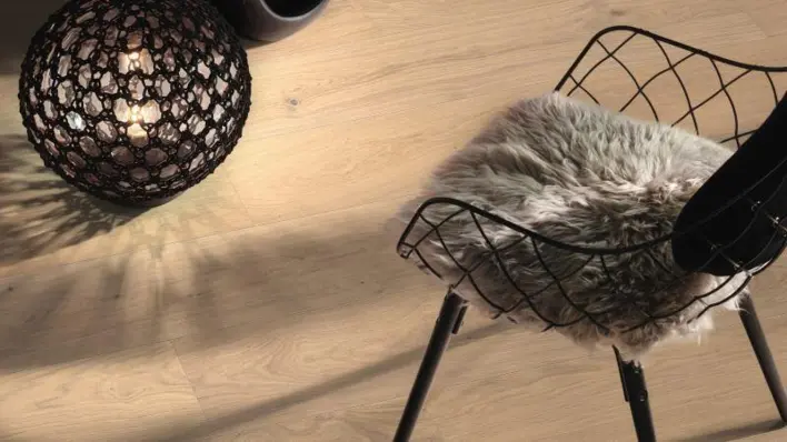 Haro lautalattia - Tammi vaaleanvalkoinen Sauvage harjattu nL+