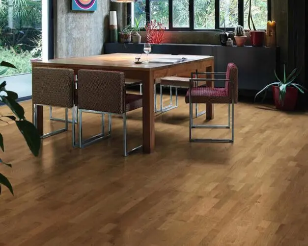 Haro parkettilattia - Tammi Naturale harjattu nL+