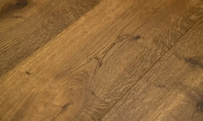 Puulattia - Tammi Herregårdsplank 260 mm. Harjattu, savustettu öljytty