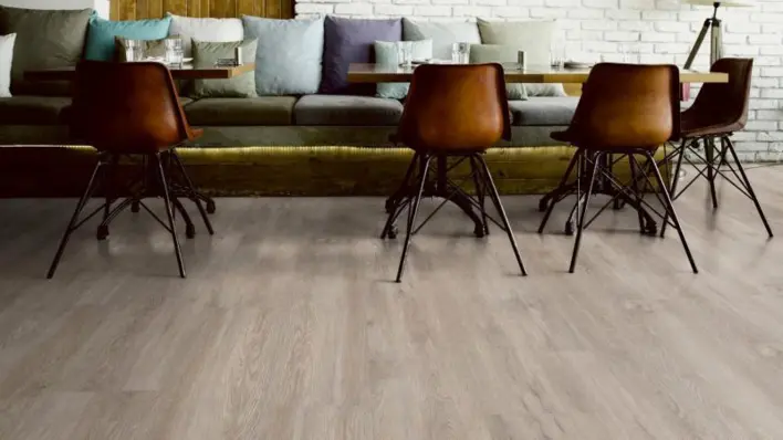 Ter Hürne, Classic Choice Pro, Tammi Oslo, lankku