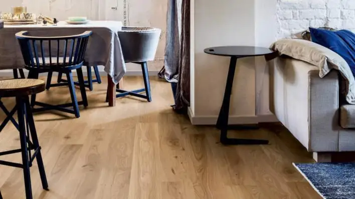 Puulattia Friends, Oak Adam lankku