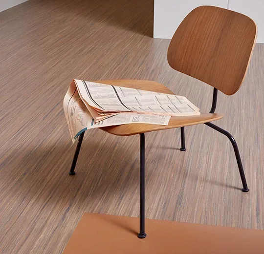 Marmoleum Striato - Punainen hevonen