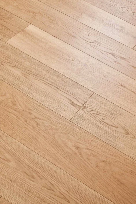 Puulattia - Tammi Herregårdsplank 260 mm. Harjattu luonnollinen mattalakkapinta