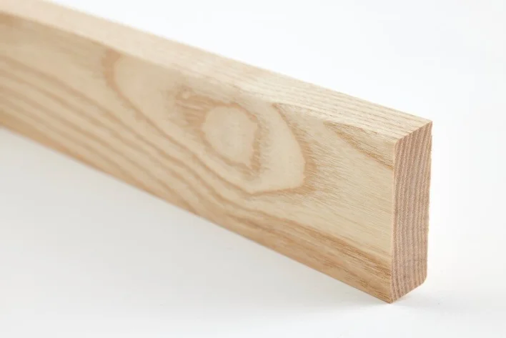 Moland kvartstaf, saarni ytimellä 13x13 mm.