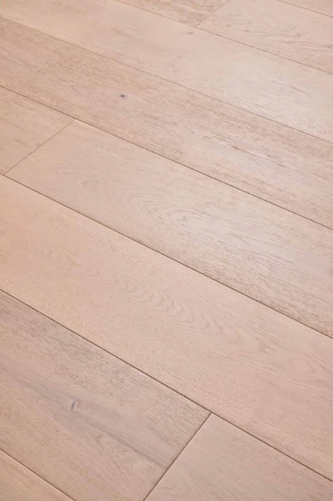 Puulattia - Tammi Herregårdsplank 260 mm. Invisible mattalakk