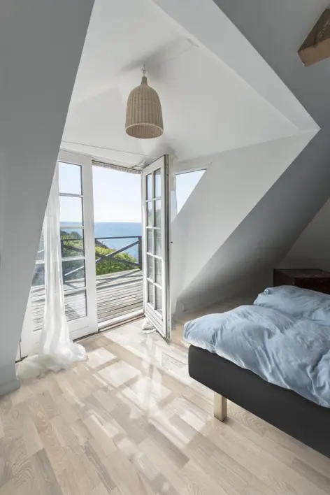 Kährs Harmony 3-lautainen, Eg Pale