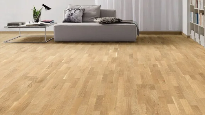 3-lautainen tammi Favorit harjattu parkettilattia - LOPPUERÄ