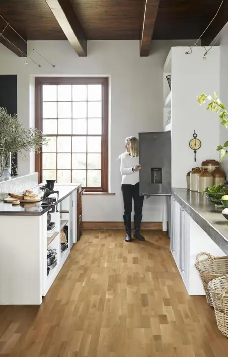 Kährs Tres 3-lautainen, Tammi Lecco - mattalakattu