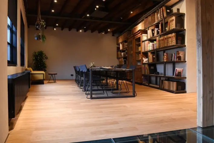 BOEN Tammi Transparent Andante, Lankku