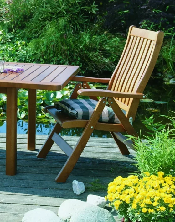 Öljy ulkokalusteille 028 - 1 litra