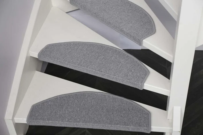 Ankarastep Porrassuoja, Harmaa