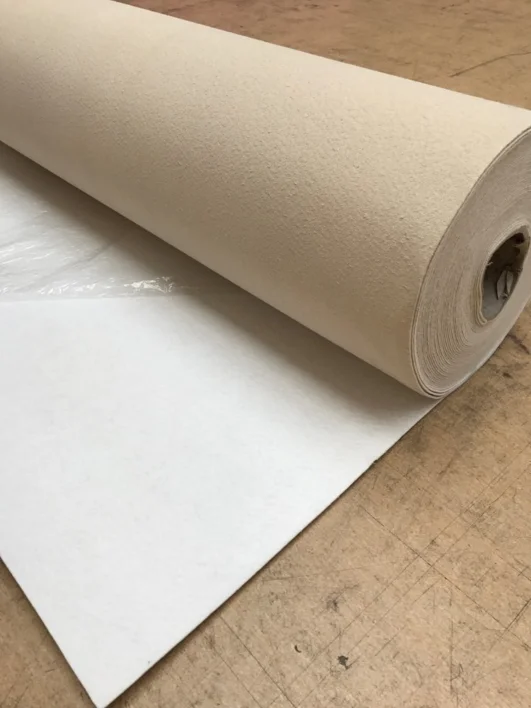 Messumatto - valkoinen huopainen juoksija