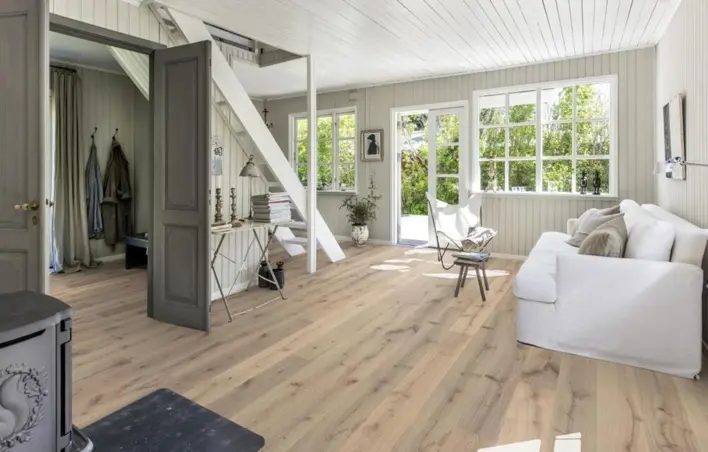 Kährs Boardwalk, Tammi Luce