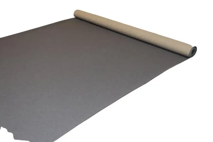 Messumatto – vaaleanharmaa neulahuopajuoksija