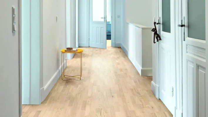 3-lautainen parkettilattia - Tammi vaalea valkolakka - RESTPARTI