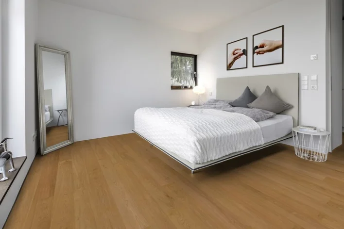 Hywood Classic, Oak Val Cama