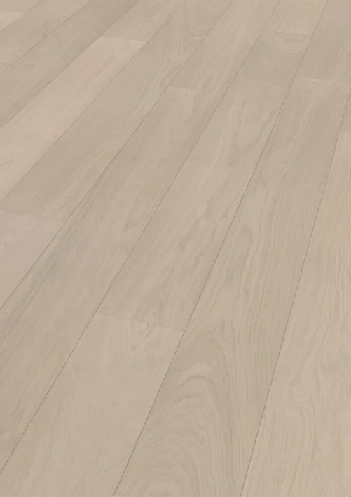 Hywood Classic, Tammi Una