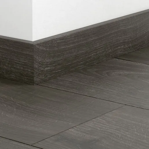 Jalkalista laminaattilattialle - Dark Mature Oak, EI PALAUTUSOIKEUTTA!