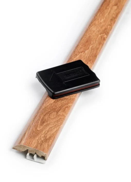 5-i-1 liste til laminatgulv - Elegant Oak, 3-strip, EI PALAUTUSTA!