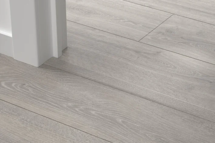 5-in-1 lista laminaattilattialle - Rocky Mountain Oak, EI PALAUTUSOIKEUTTA!