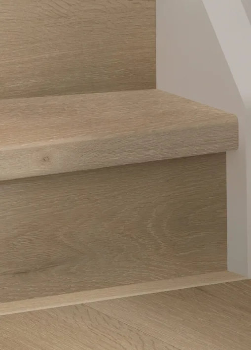 Pergo Trappeforkant laminat, Romantic Greige Oak - 59x134 mm.