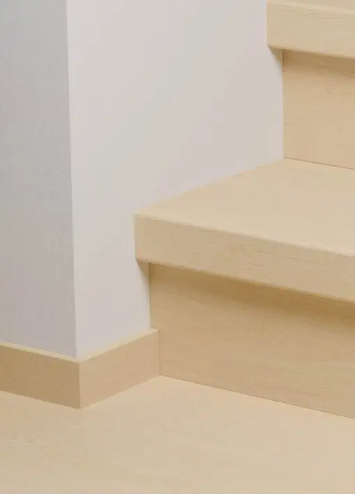 Pergo Laminaattinen porrasreunaprofiili, Ivory Oak, EI PALUUTUSOIKEUTTA!