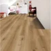 LVT Elite -laudat korkkitaustalla, vaalea natur 185