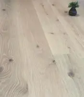 FloorMaster MEGA Herregårdsplank - Tammi valkoinen mattalakattu 300 mm.