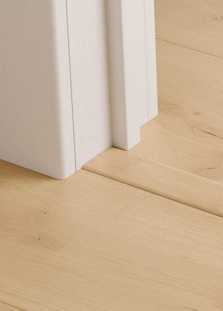 5-i-1 lista laminaattilattialle - Smokewood Oak, EI PALAUTUSOIKEUTTA!